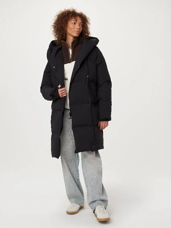 The Hygge Puffer Coat in Black